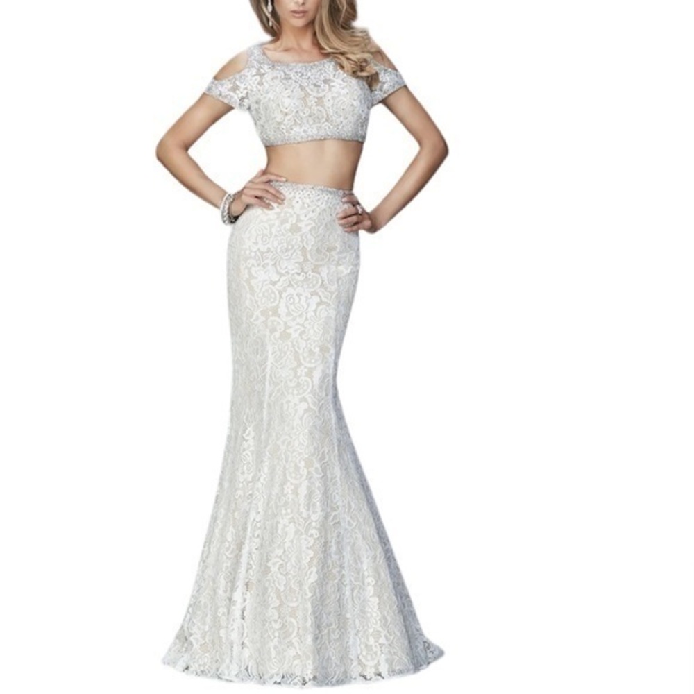 LA FEMME Two piece cold shoulder mermaid dress